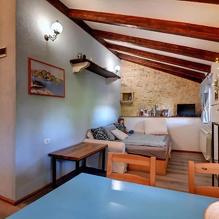 Casa Karnevali *